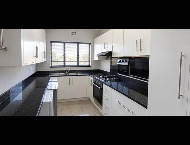 2 BEDROOM APARTMENT FOR SALE IN PELHAM